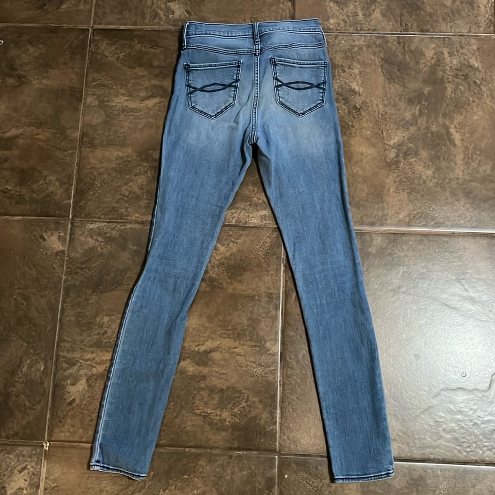 Abercrombie original damaged skinny jeans